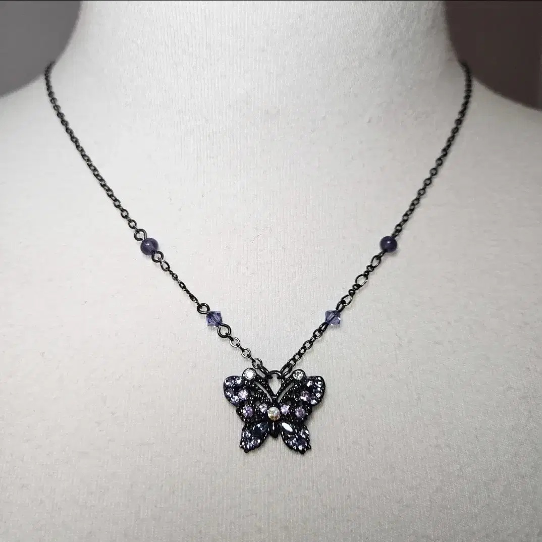 안나수이 나비 펜던트 큐빅 보라 목걸이 Annasui necklace