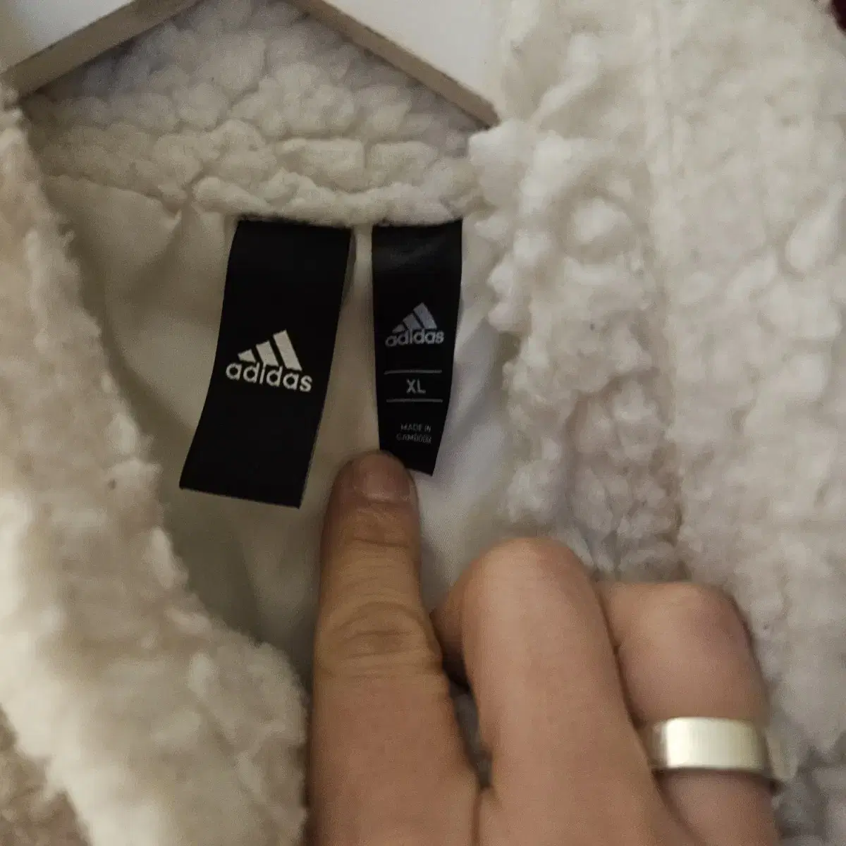 아디다스(Adidas) 나일론 블럭 플리스 보아 자켓 XL size