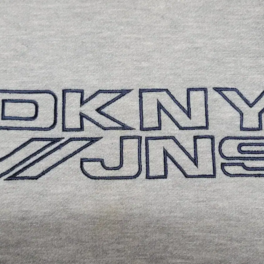 DKNY JEANS 디케이엔와이진 안감기모 맨투맨(티셔츠