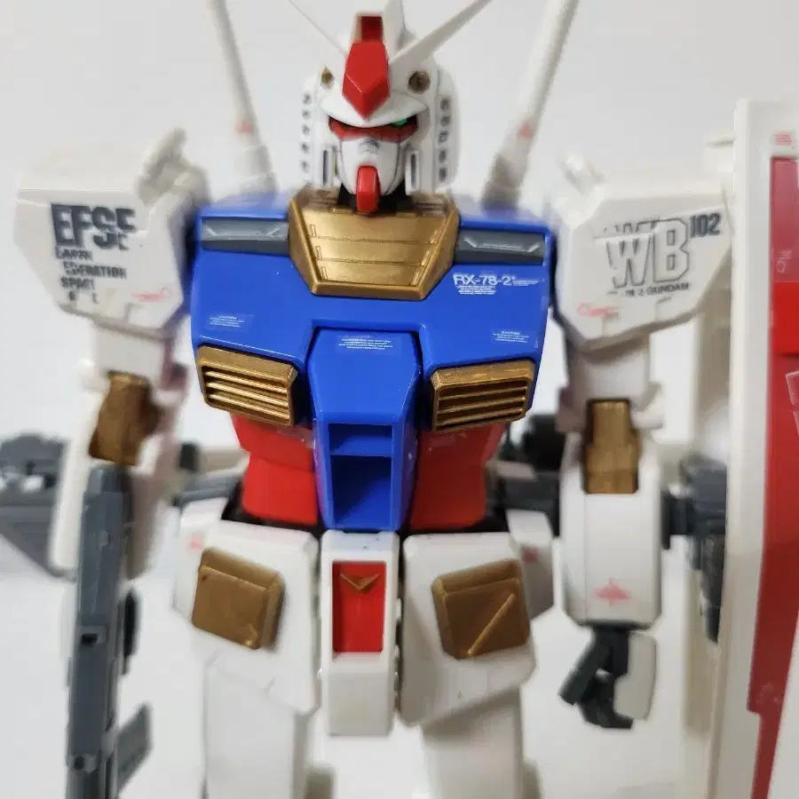 반다이  MG RX-78-2 버카 가조립 팝니다.