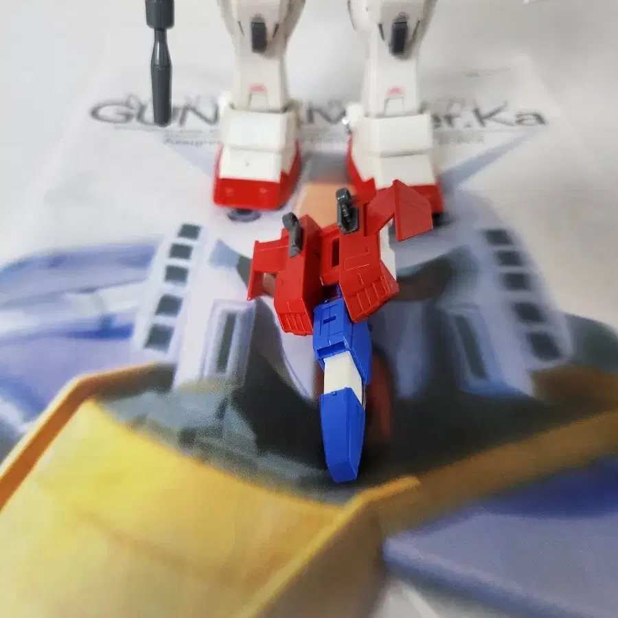 반다이  MG RX-78-2 버카 가조립 팝니다.