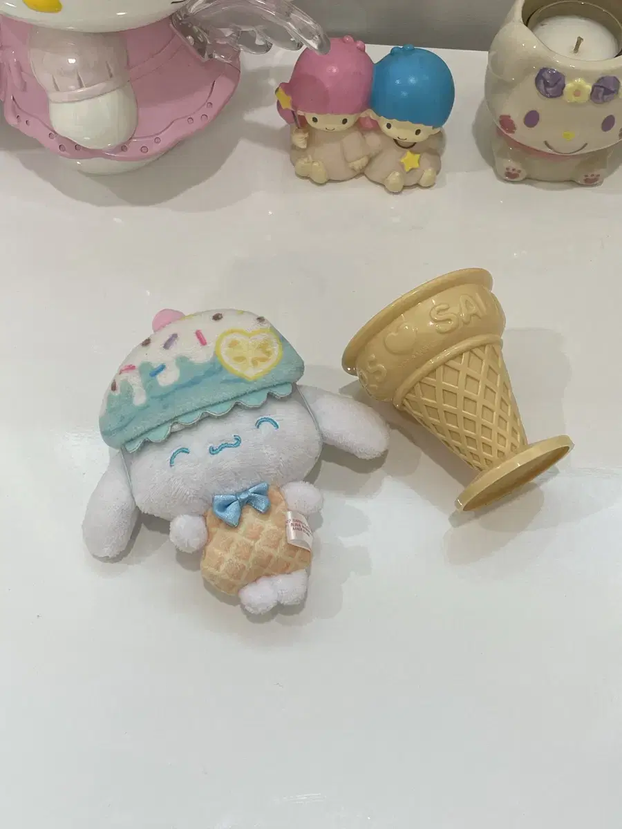 Sanrio Cinnamoroll Erande, an ice cream mascot doll that you can choose as you like