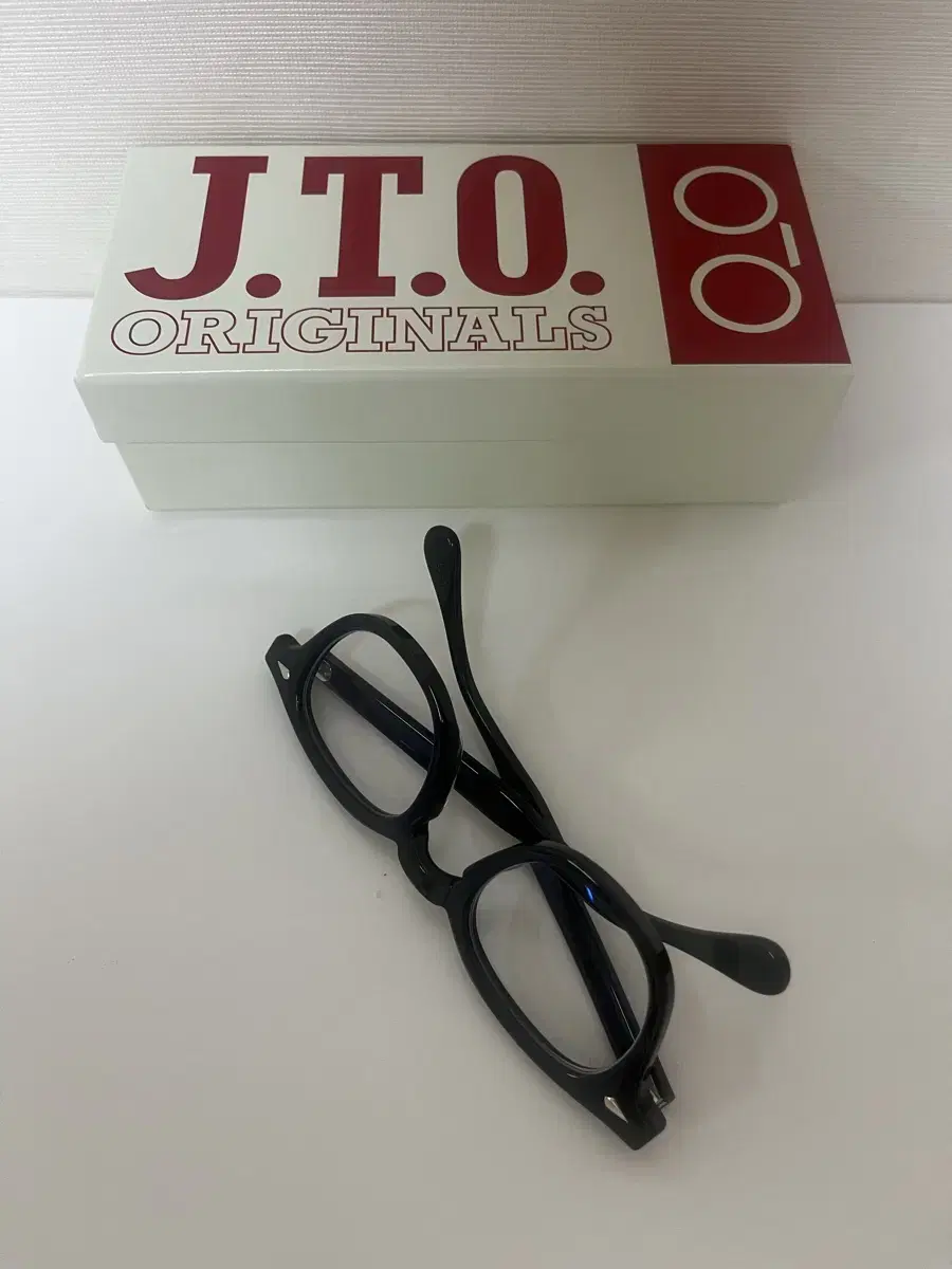 J.T.O Julius Tart Optical AR 46-24 Size Black