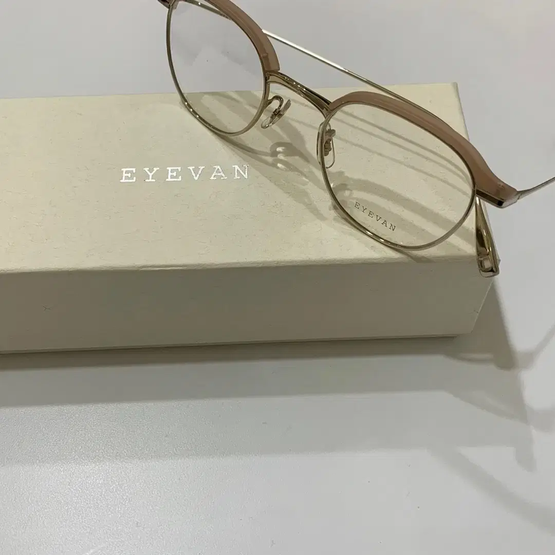 [미사용 새상품] 아이반 블랭스 eyevan Blanks c.MPNK