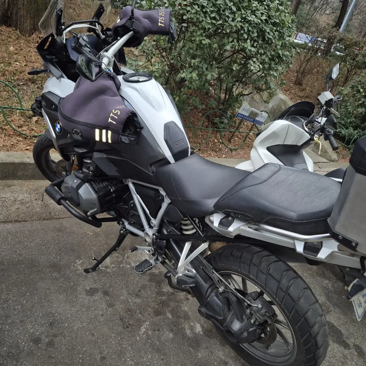 22년식 bmw r1250gs 팝니다.