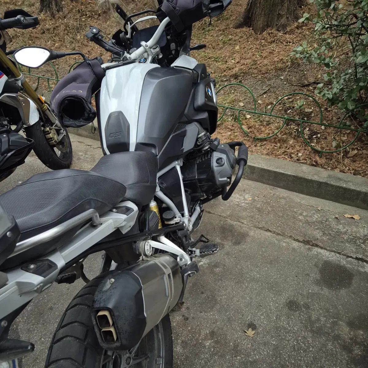 22년식 bmw r1250gs 팝니다.