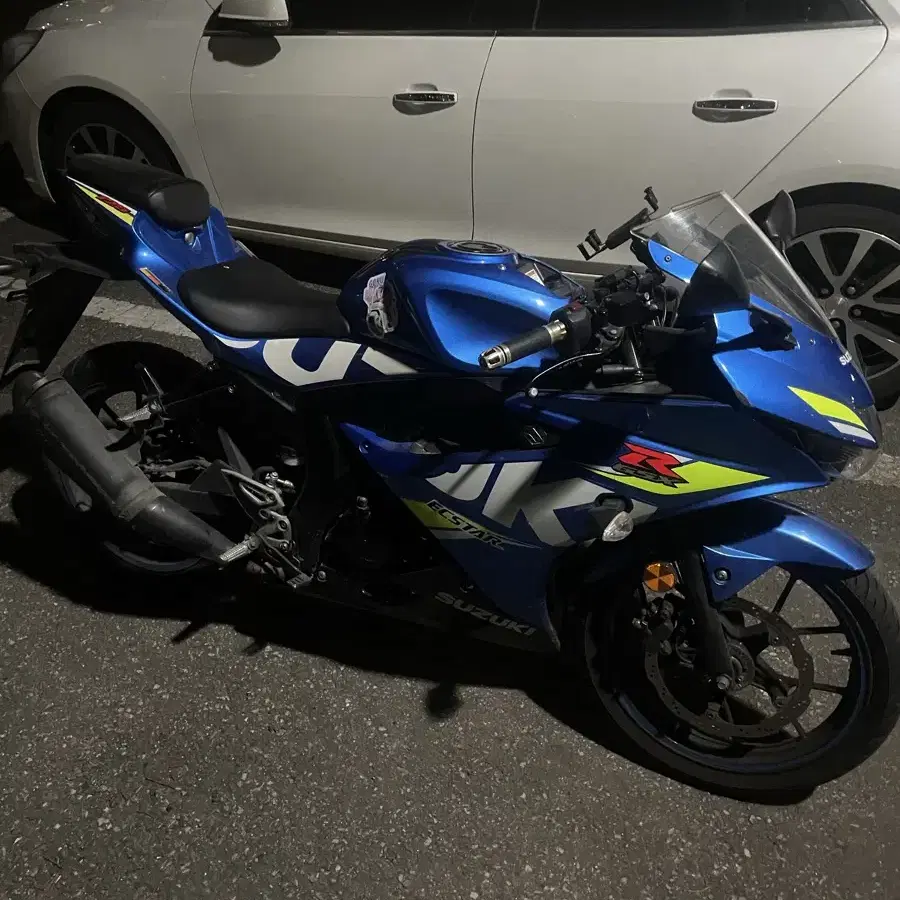 스즈키 GSX-R125 abs 2.7만 23년식 튜닝완료