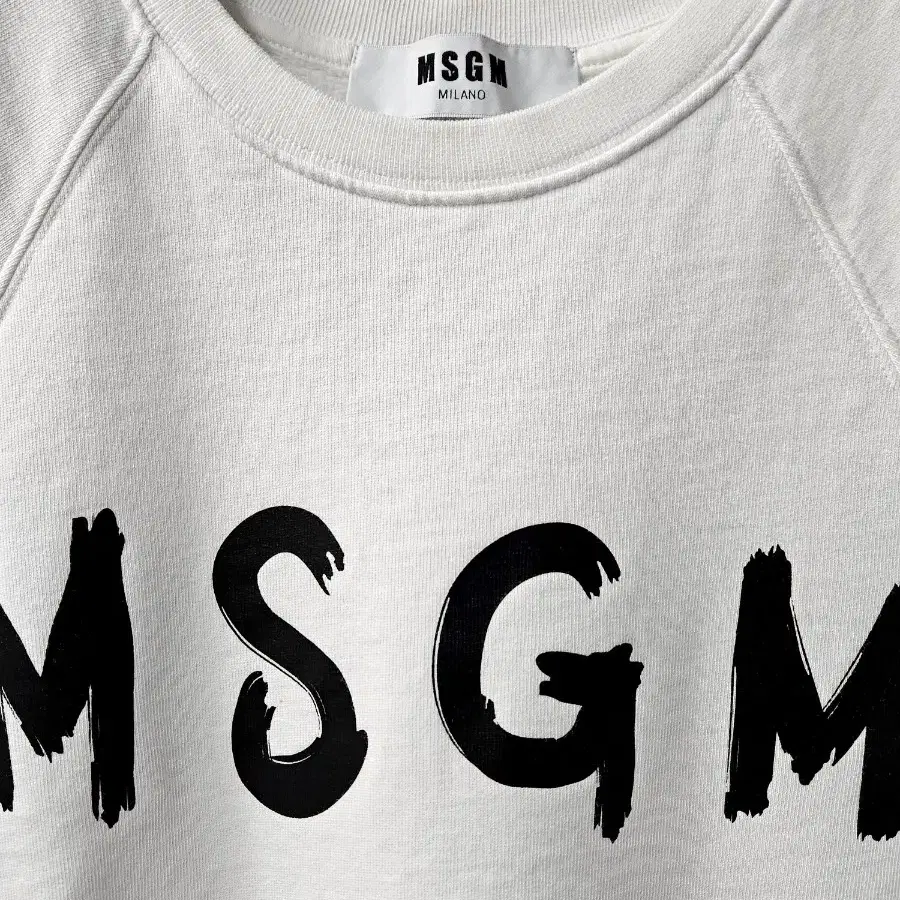 MSGM 엠에스지엠  기모 맨투맨