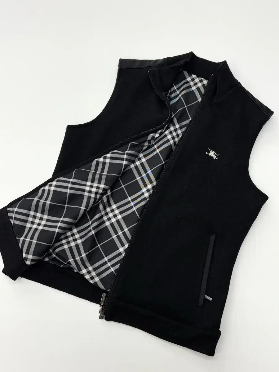 Burberry Burberry Golf Black Check Reversible Knit Zip-Up Vest