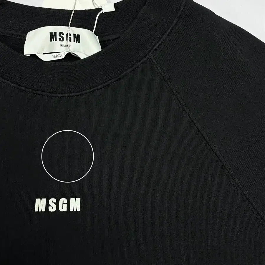 MSGM 22fw 블랙 맨투맨