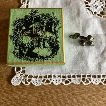 Lisette 장미 열매 브로치 브로슈 오리지널 박스 포함