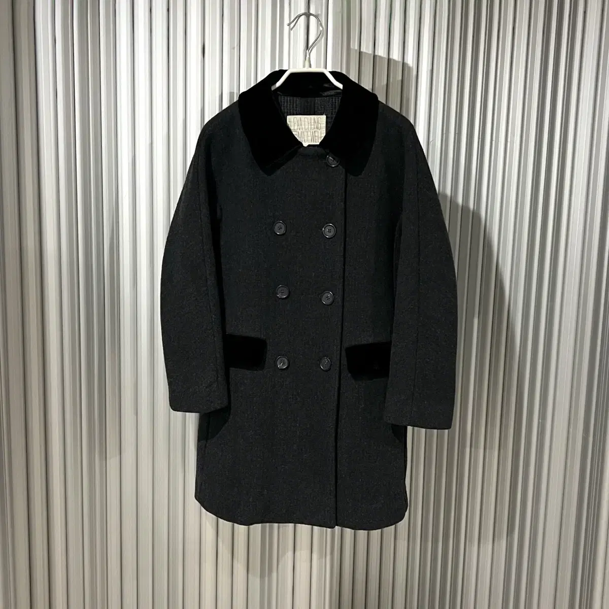 Alexa Chung coat