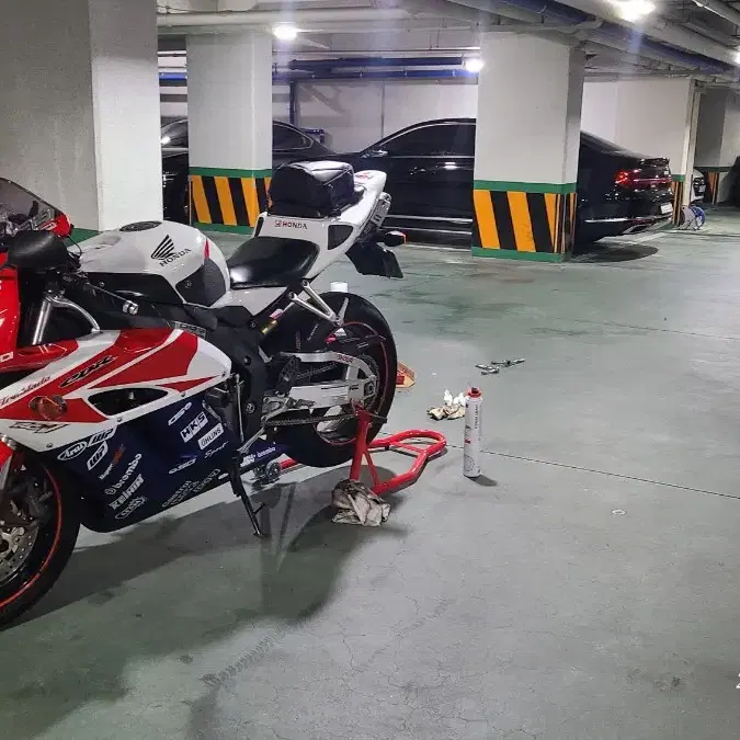 04년 혼다 cbr 1000rr 팝니다 정비내역 사진엄청많아요