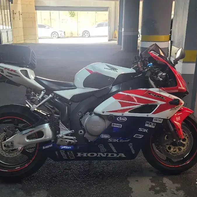 04년 혼다 cbr 1000rr 팝니다 정비내역 사진엄청많아요