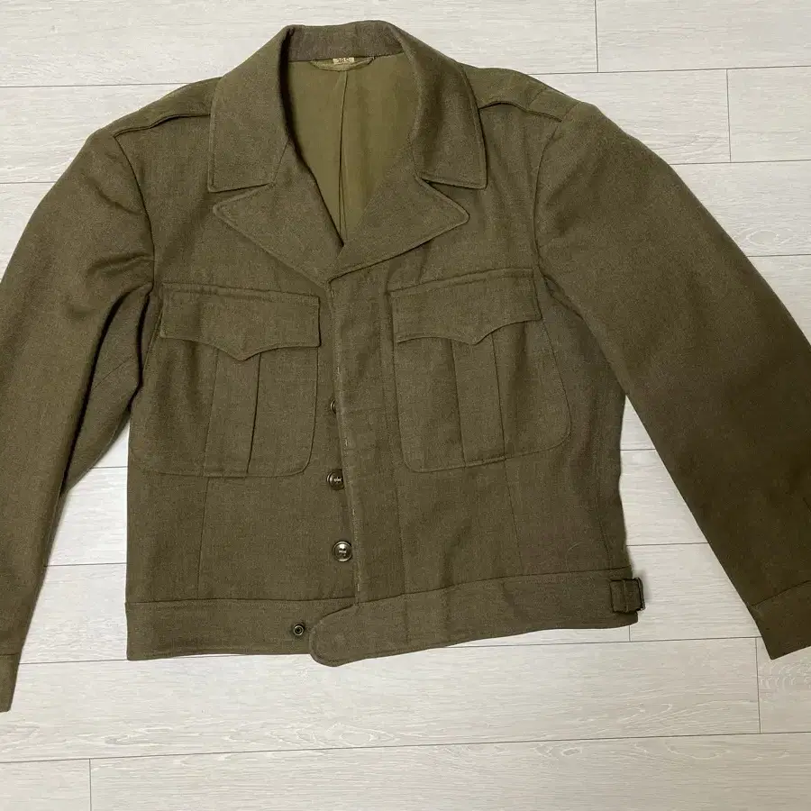 미 육군 아이크 자켓(US Army IKE jacket)