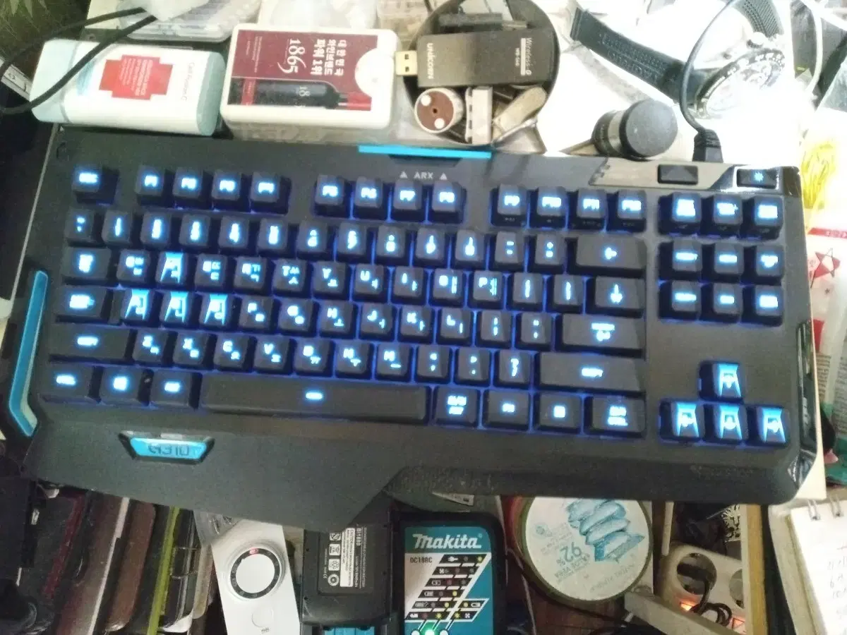 Logitech G310 mechanical gaming keyboard in good condition