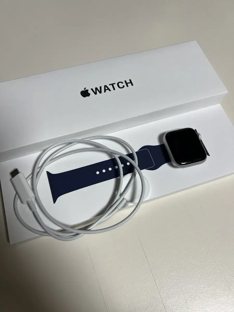 Apple Watch SE 2 40mm Cellular Full Box