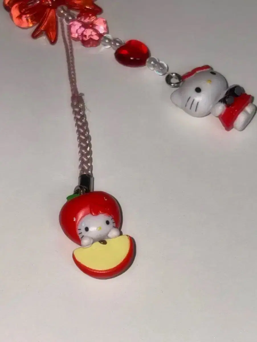 Hello Kitty Pop-up Apple Keyring Daegu Kitty Hello Kitty Sanrio 50th Anniversary Kitty