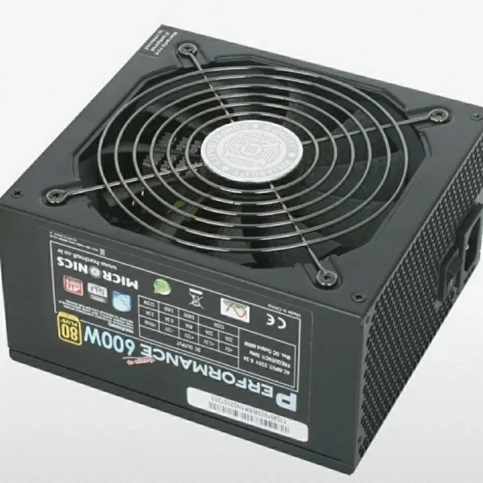 마이크로닉스 New Performance 600W 80Plus Bron