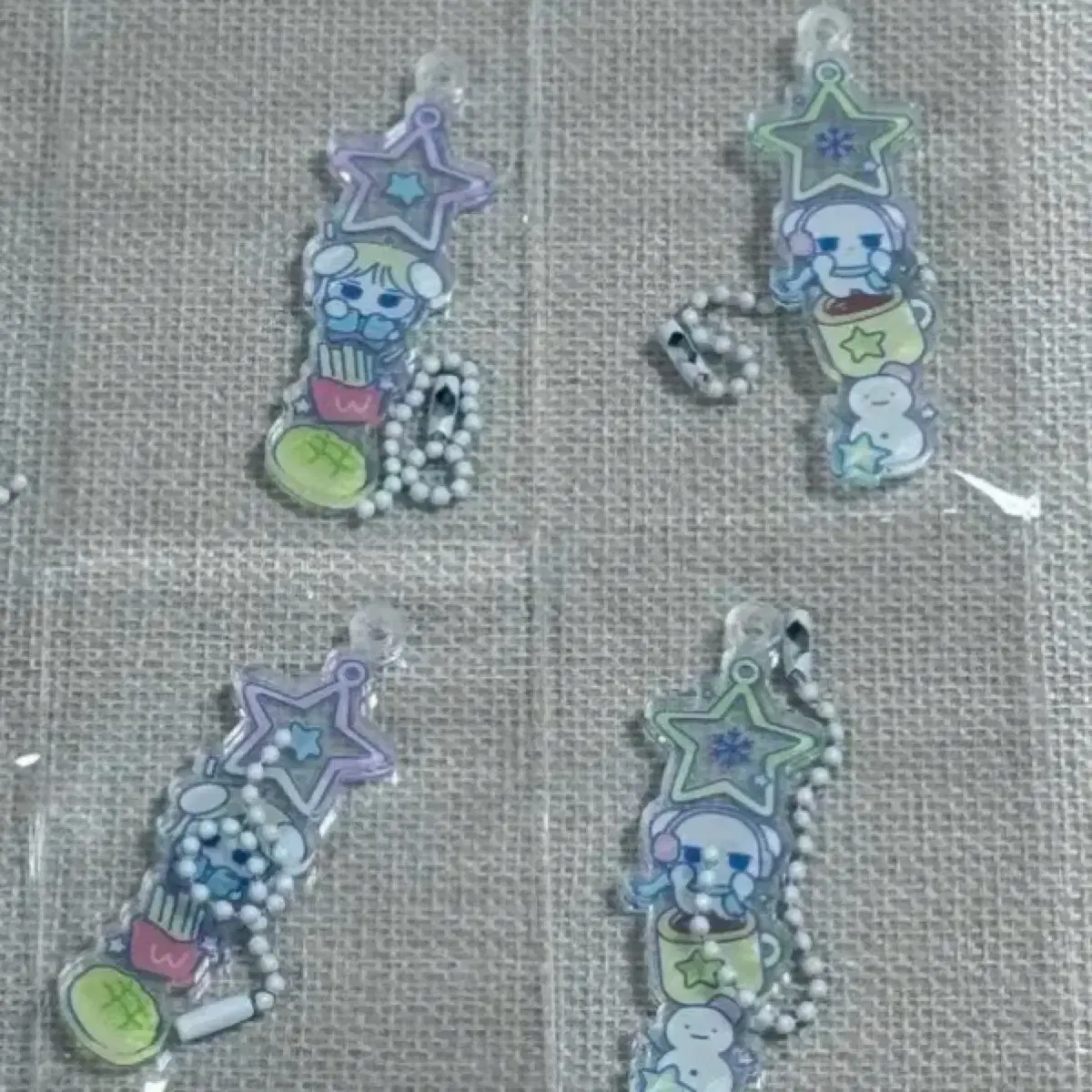 winter birthday keyring WTS