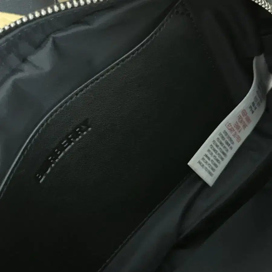 버버리벨트백 BURBERRY Logo Print Nylon Bum Bag