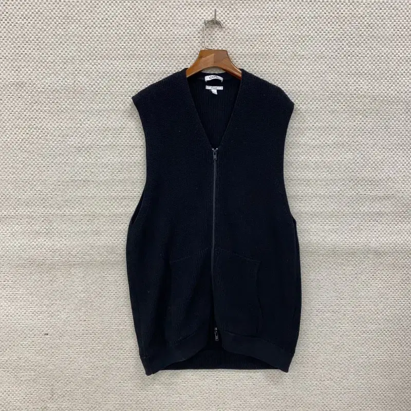 COS Casual knit vest Two-way zip-up 95 C00691