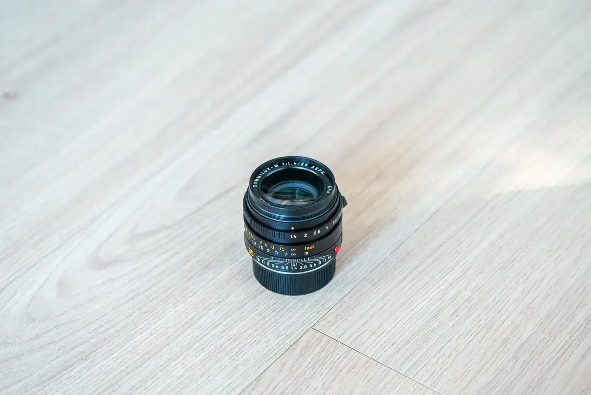 라이카M 35mm F1.4 주미룩스 FLE ASPH