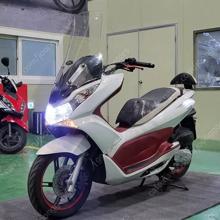 pcx 12년식 125CC 팝니다.