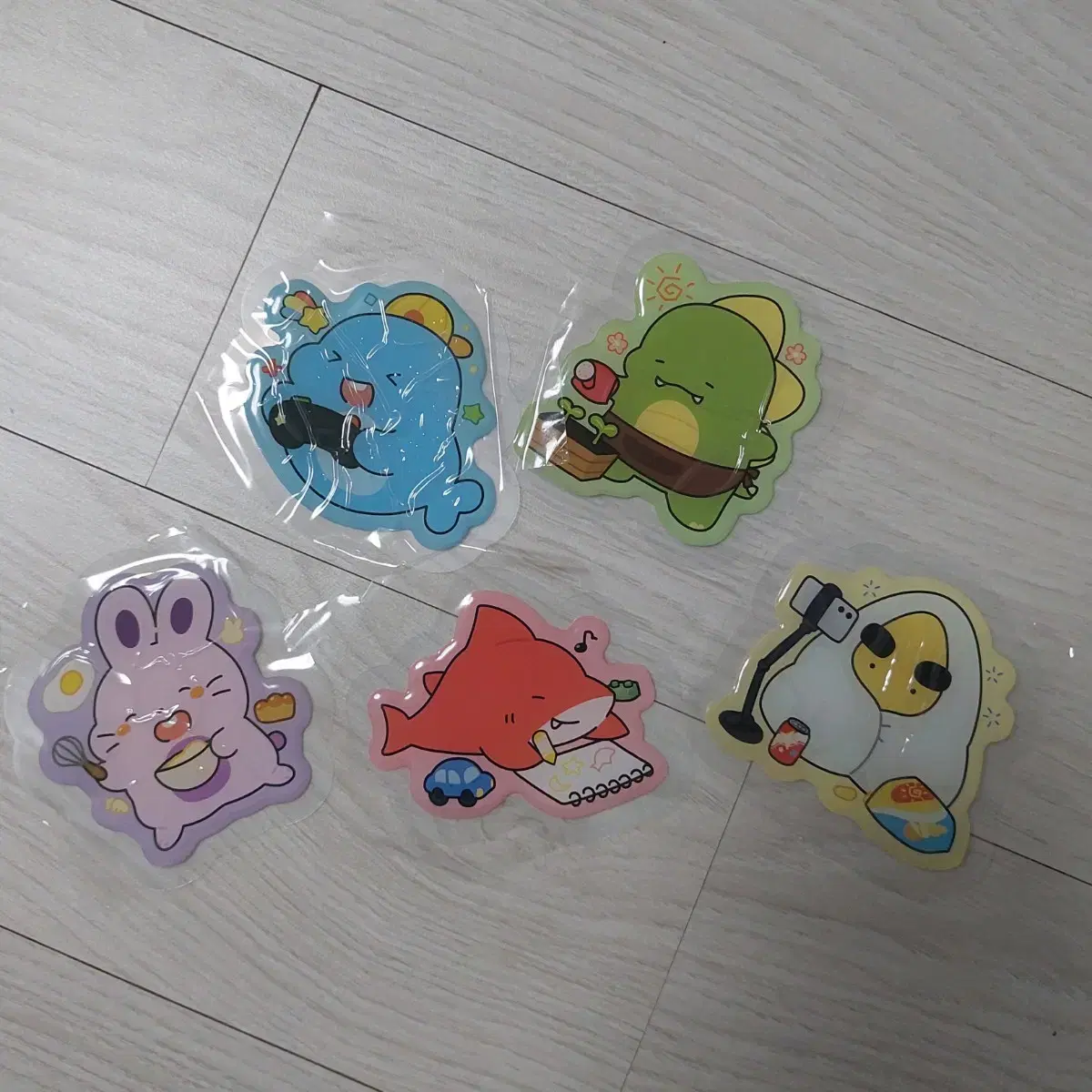 Sleepground popup store Epoxy suzy sticker 5 types