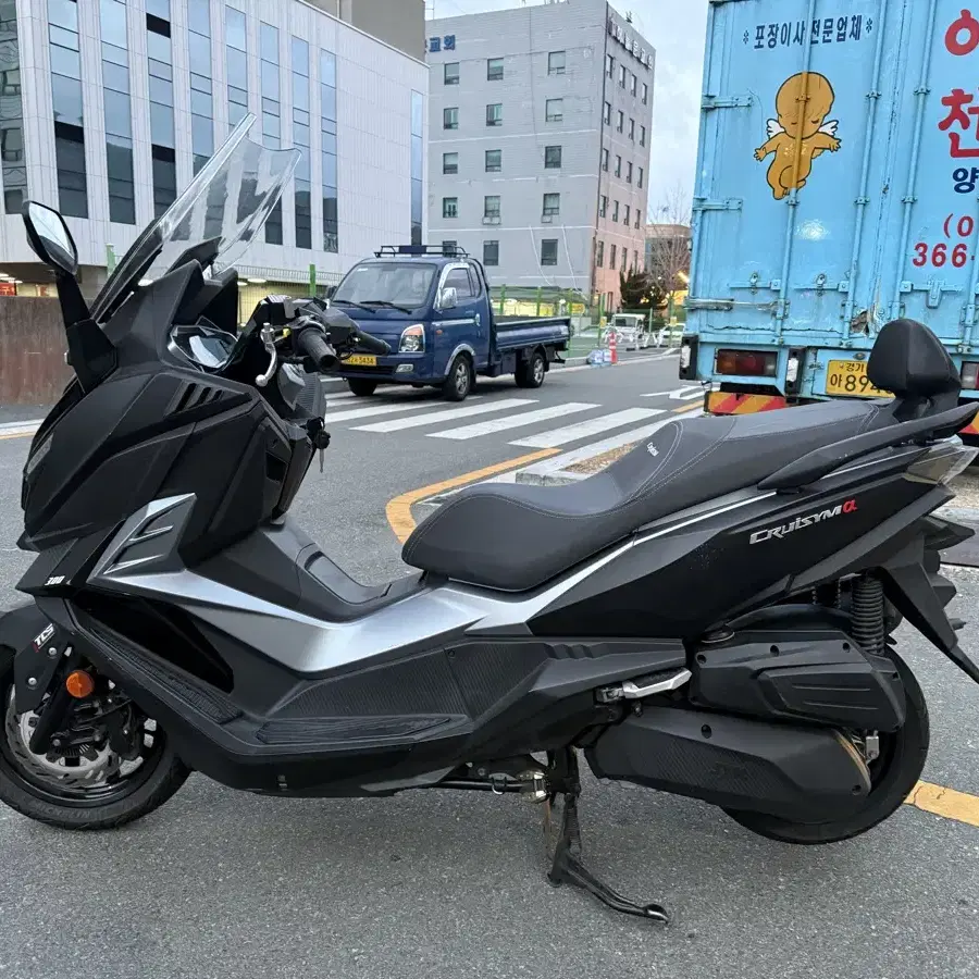 크루심알파300 xmax 포르자 nmax pcx 보이져 조이맥스