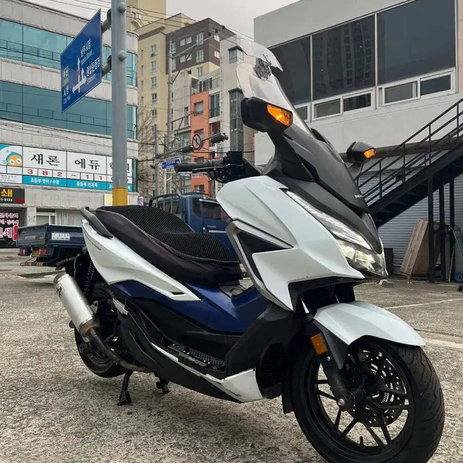 포르자350xmax nmax pcx 크루심 보이져 조이맥스