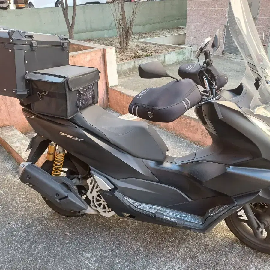 PCX 22년식