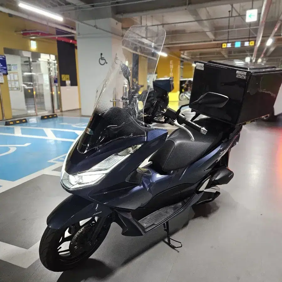 21년 pcx125 abs 깔끔한 오토바이 판매합니다