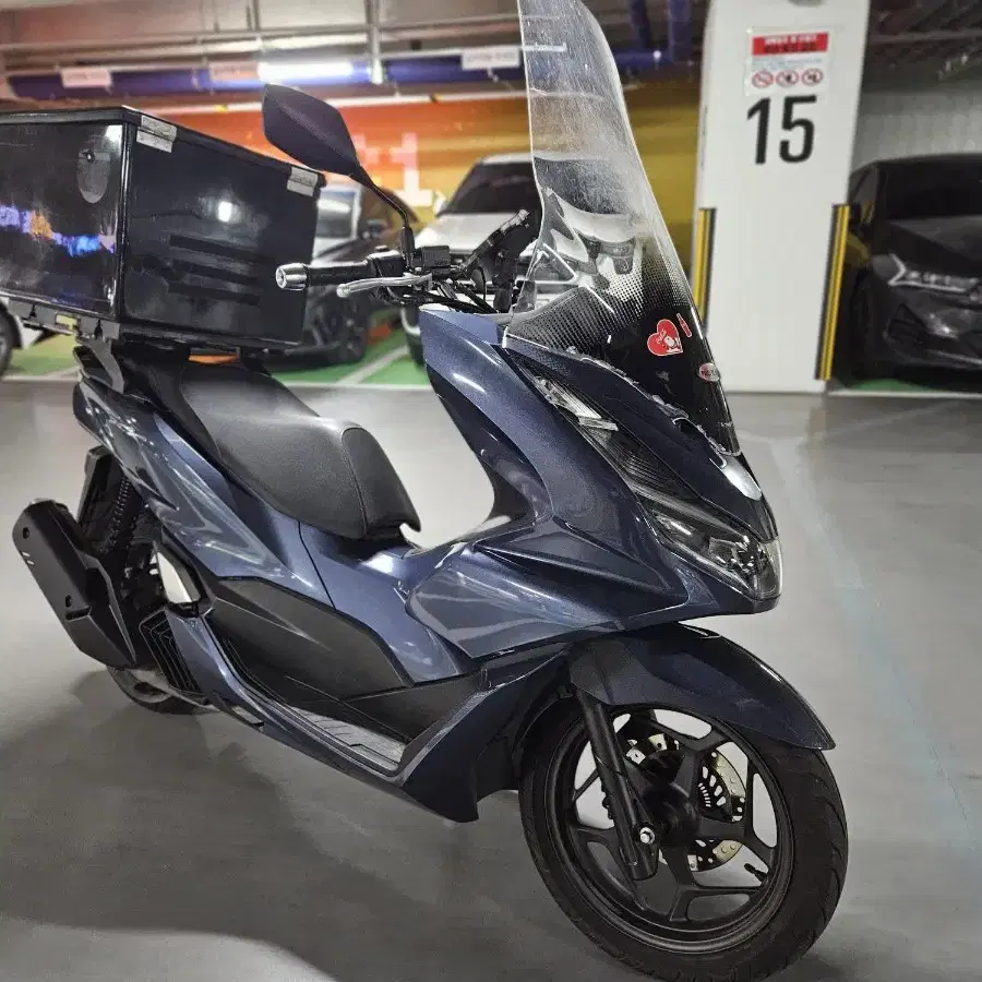 21년 pcx125 abs 깔끔한 오토바이 판매합니다