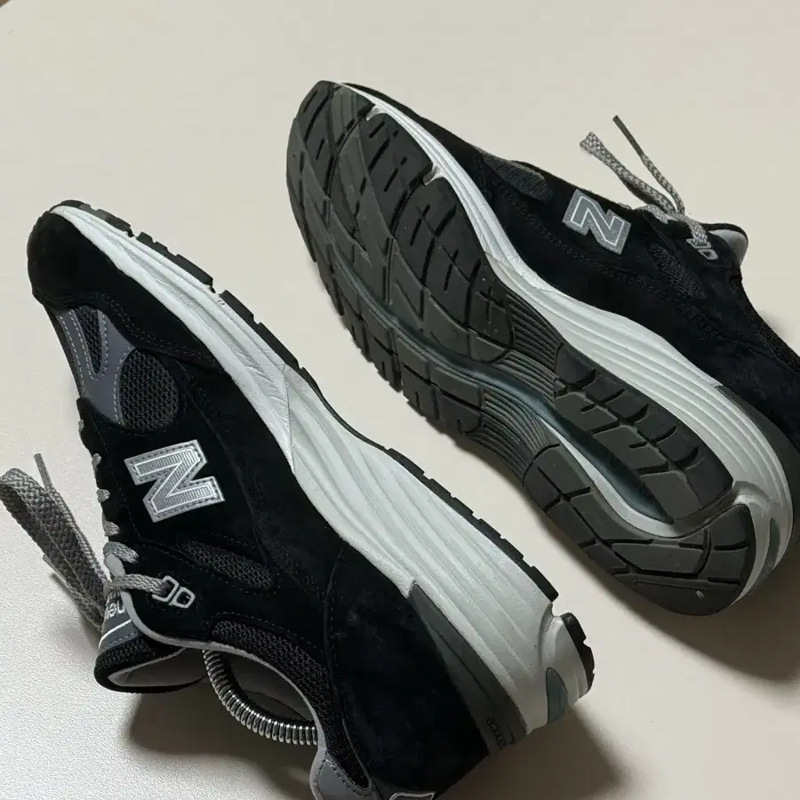 뉴발란스 991v2 Black