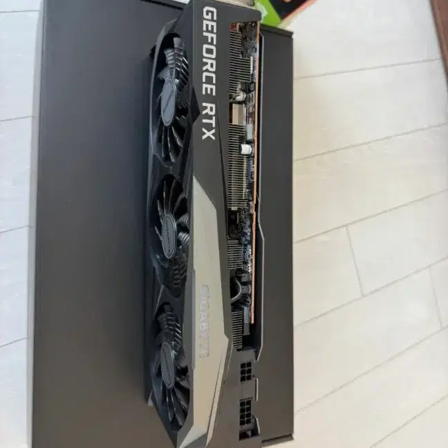 RTX 3070 기가바이트 oc 3팬 모델팝니다