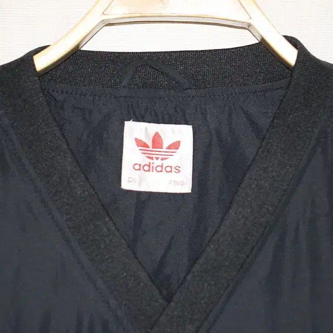 ADIDAS 아디다스아노락 105