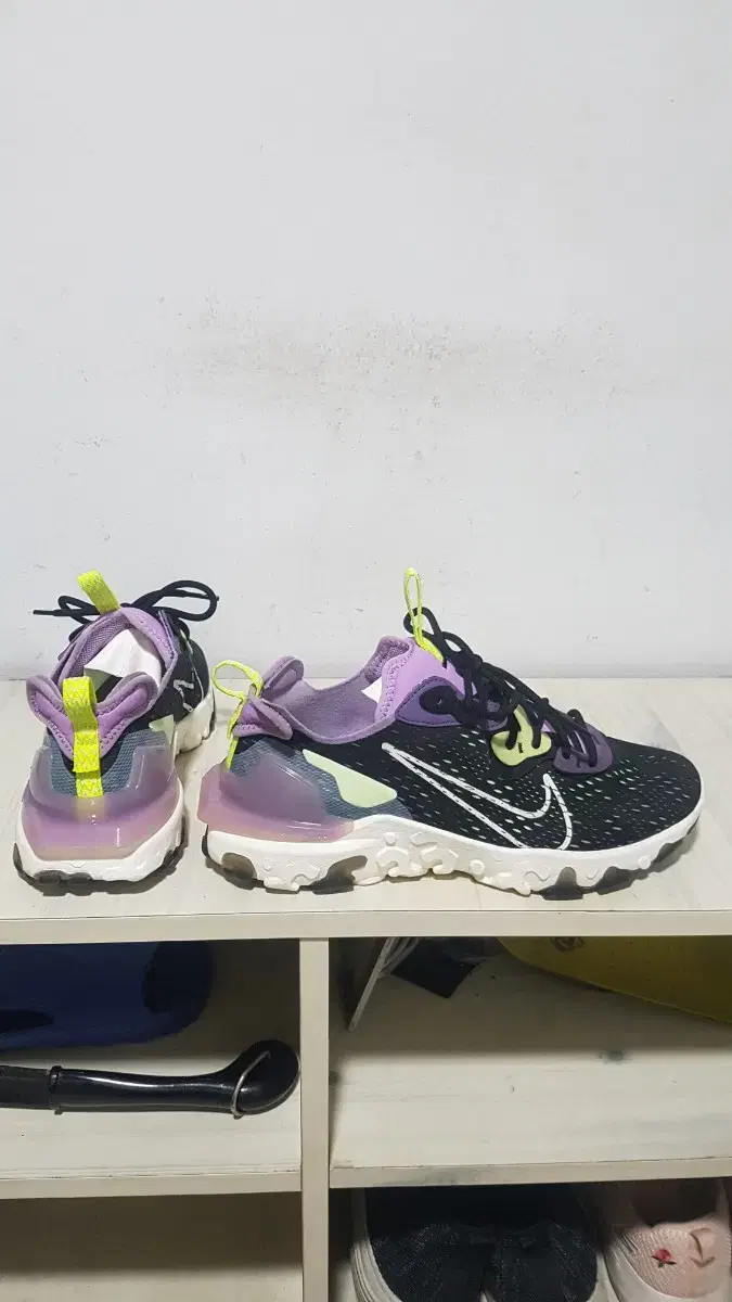 택포 250-255 정품 NIKE REACT 리액트 비전 초경량 쿠션화!