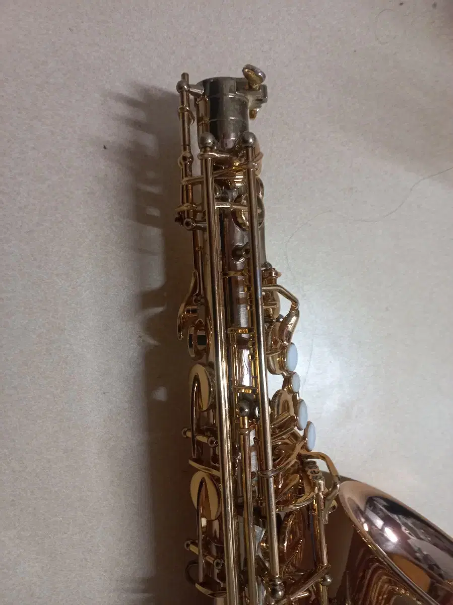 Midway 510 saxophone