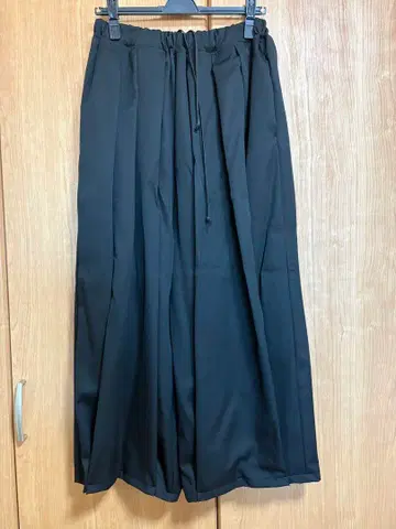 kujaku 홍화 팬츠