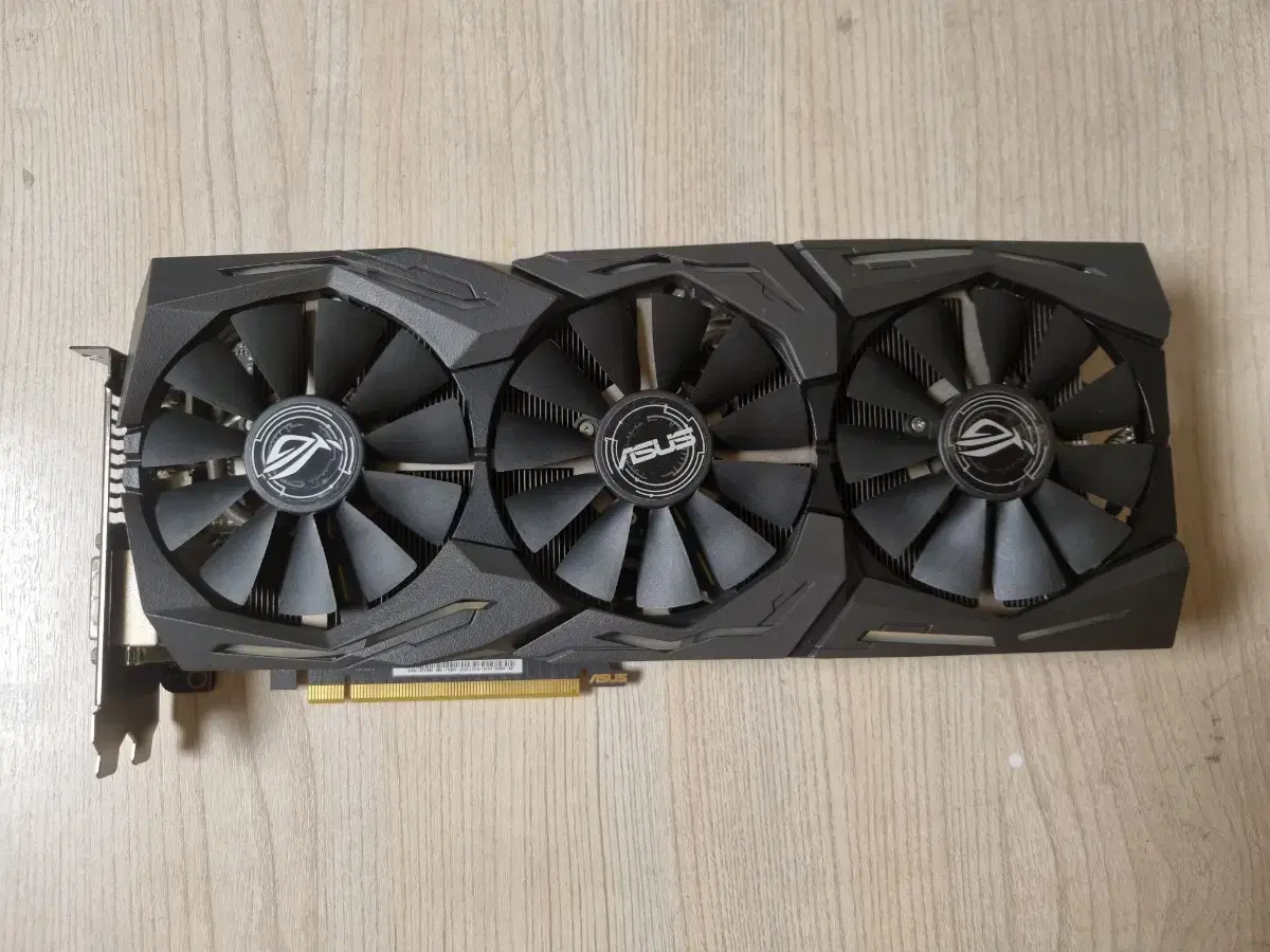 asus strix gtx 1080 8g 그래픽카드