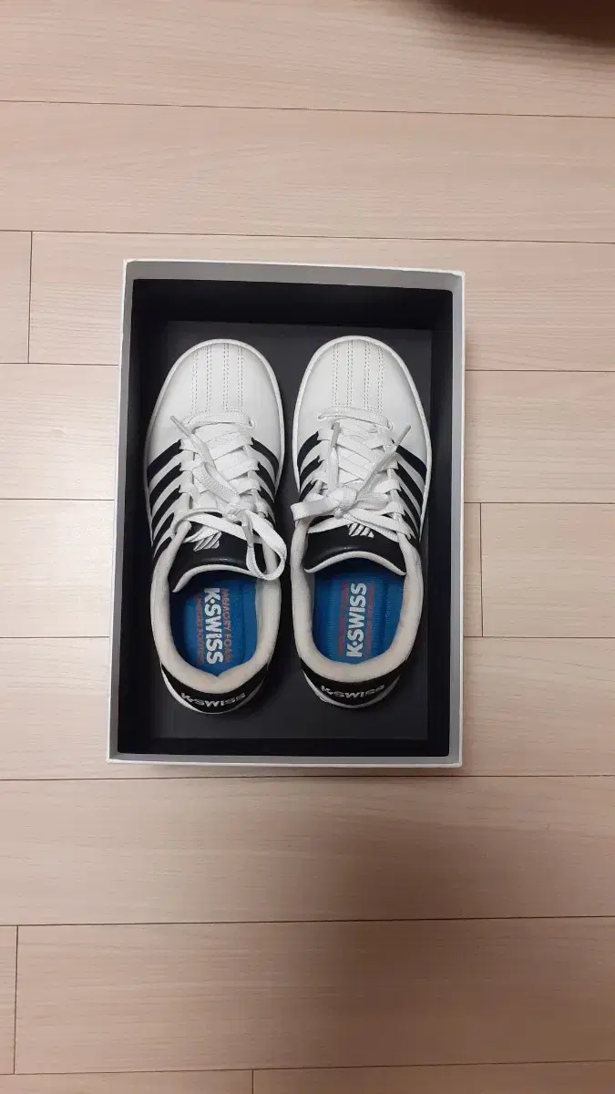 K.SWISS 운동화 230