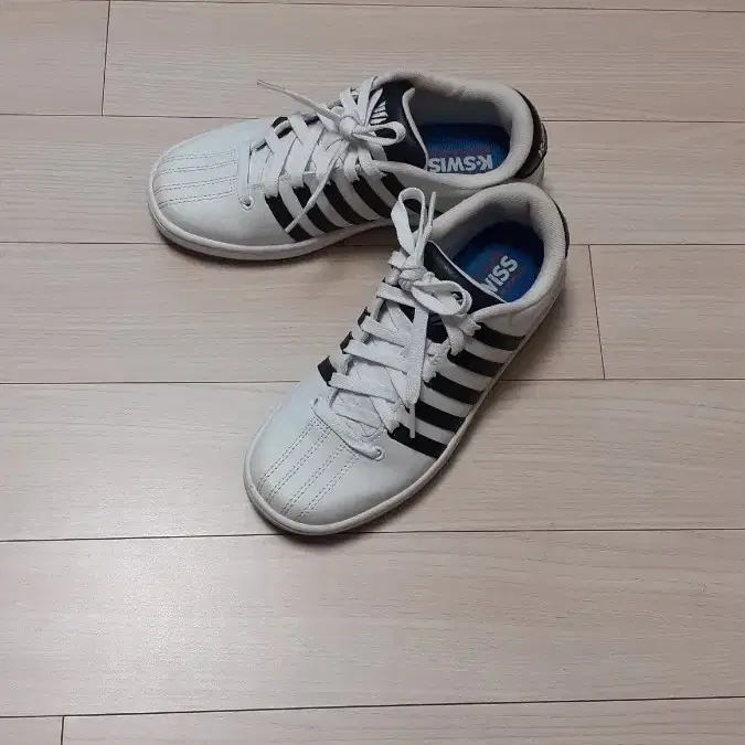 K.SWISS 운동화 230