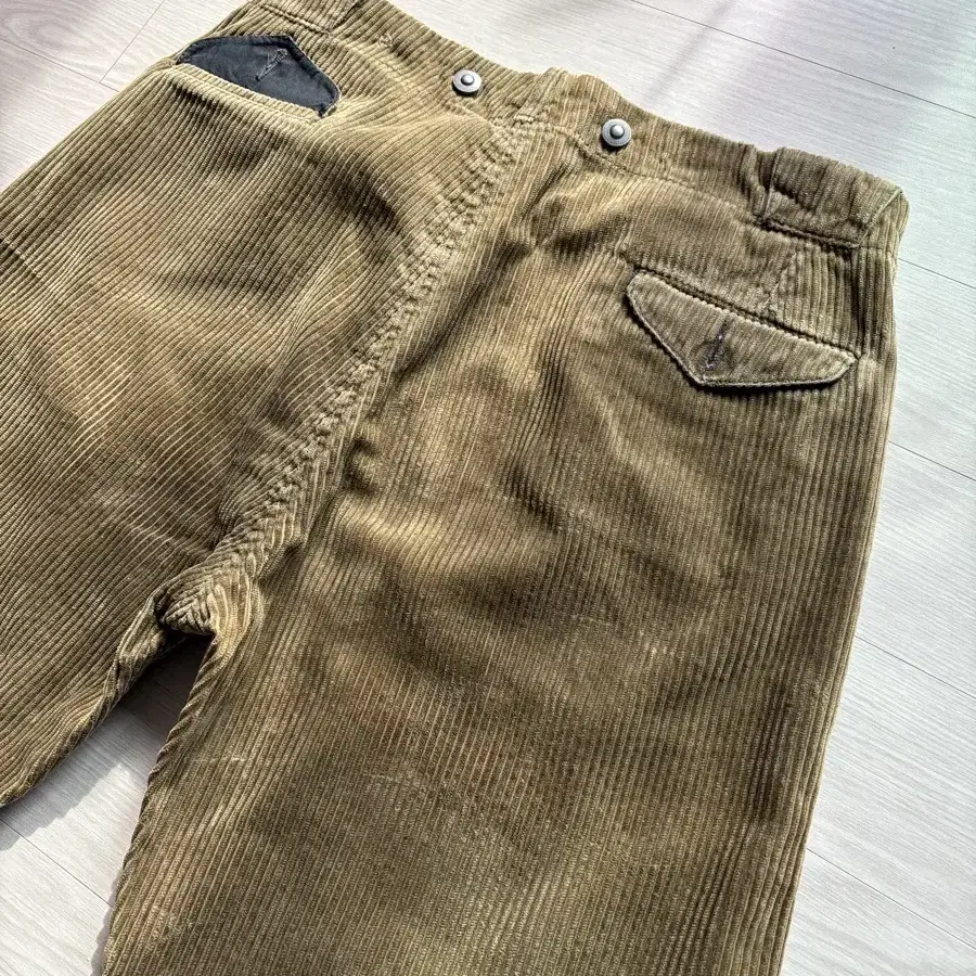 정품 LVC 40s Corduroy Worker Pant 사이즈:32x3