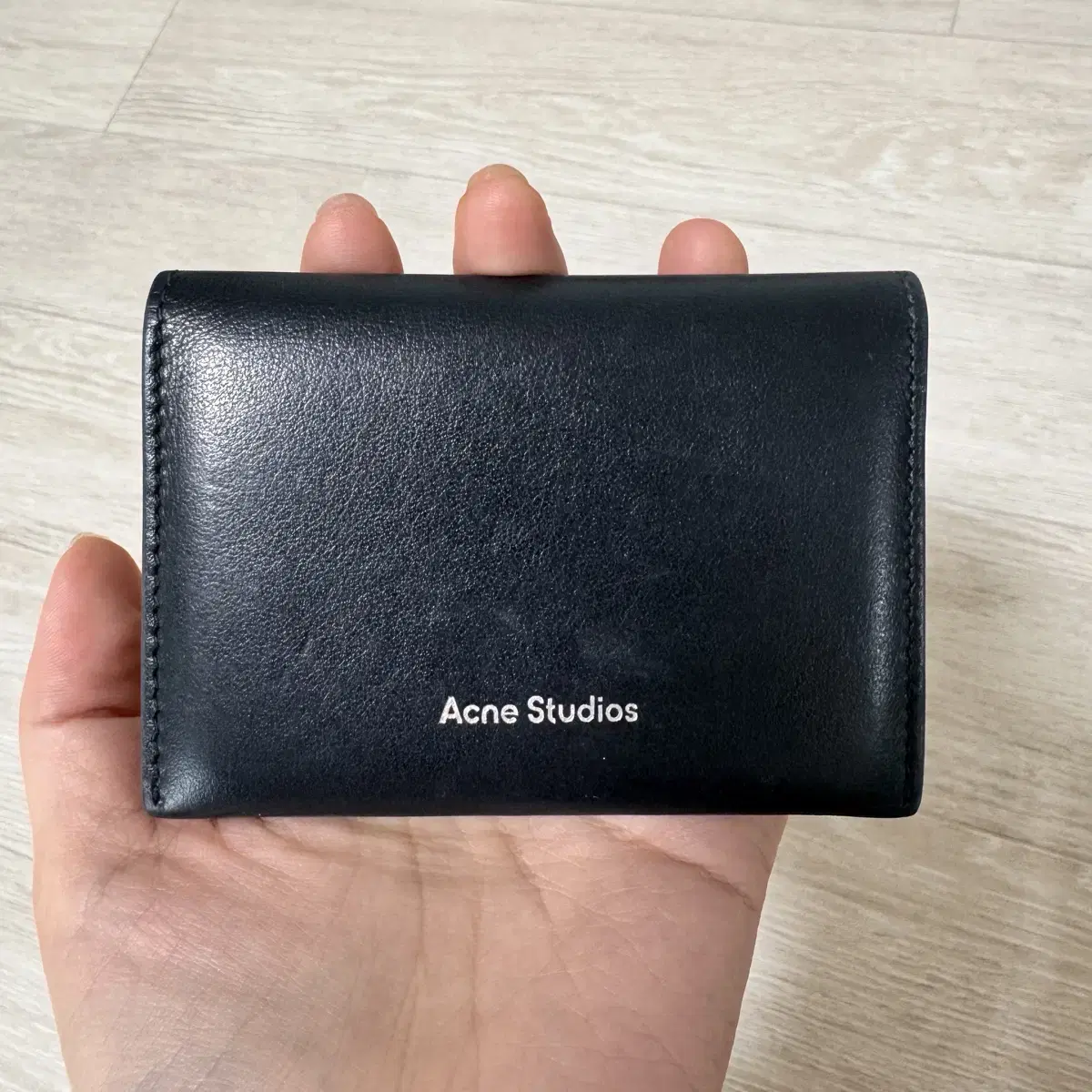 Acne Studios 아크네스튜디오 바이폴드 카드지갑 블랙