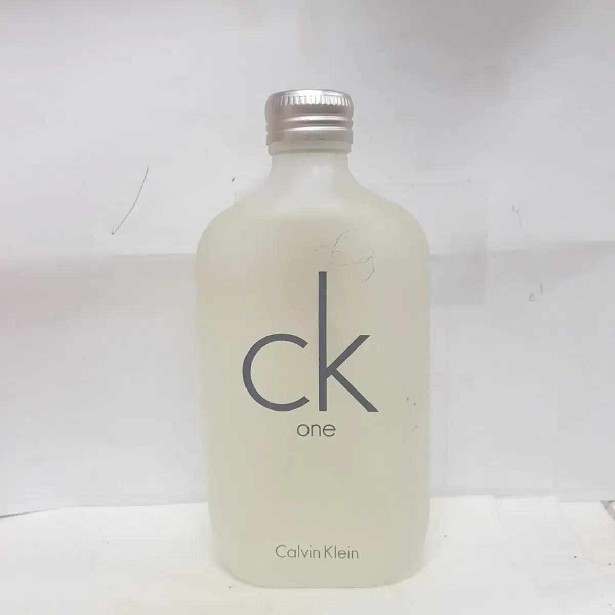 캘빈클라인 ck one 오드뚜왈렛 200ml 0126