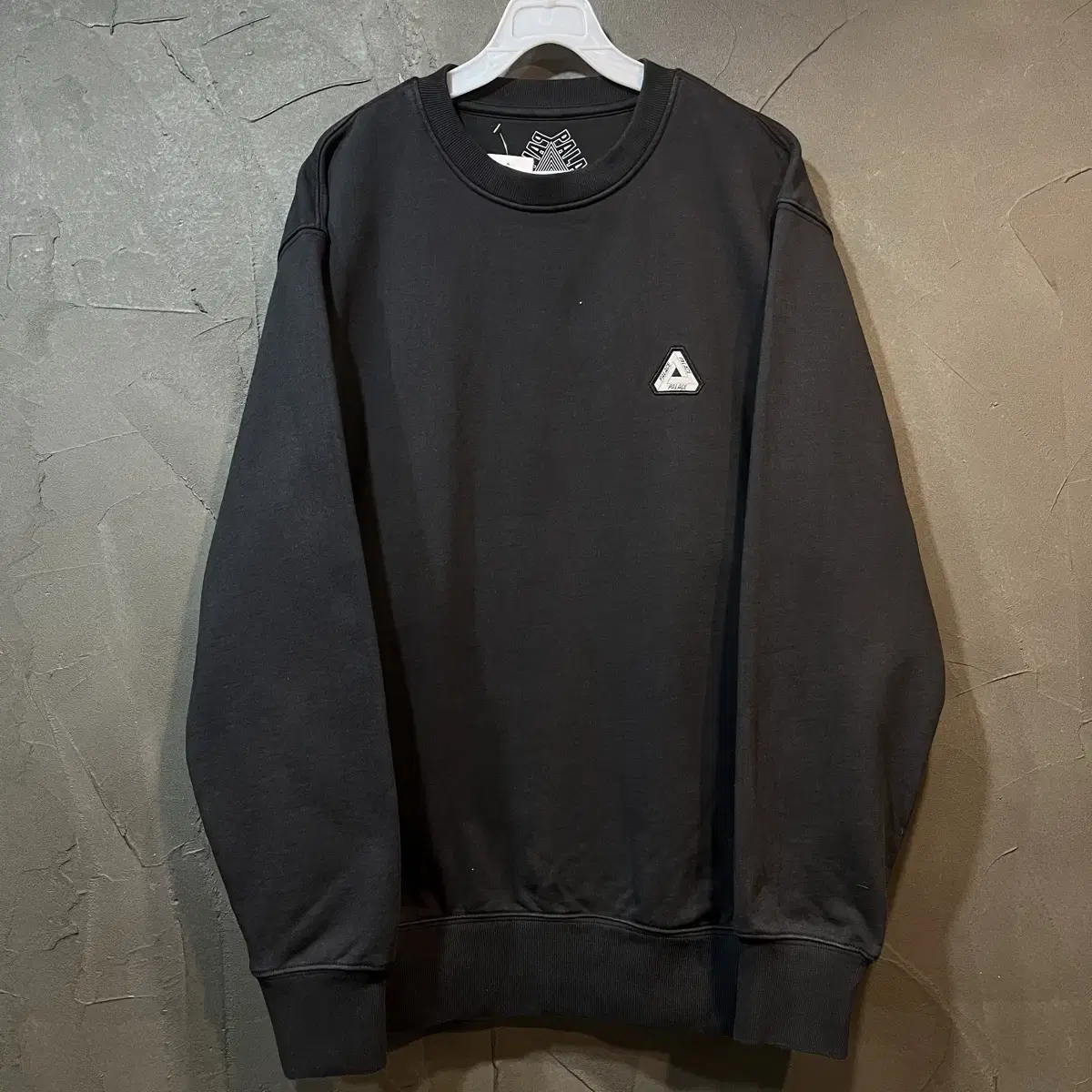 [L] PALACE 팔라스 스웻 셔츠