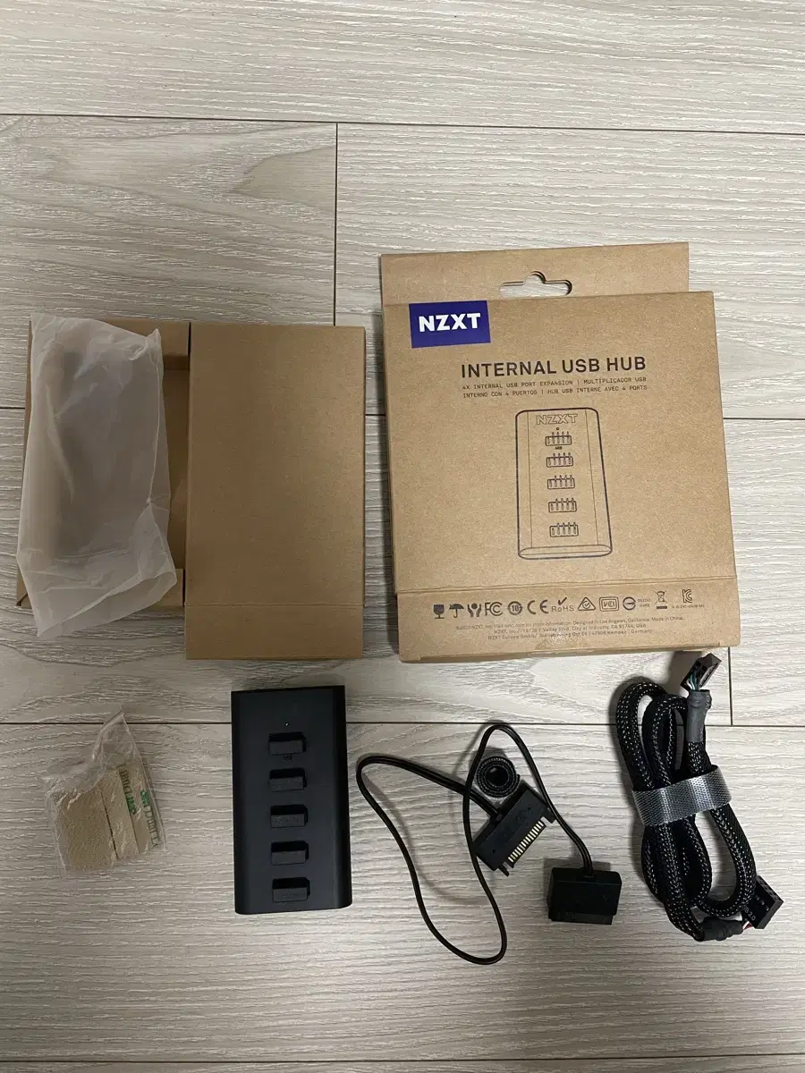 nzxt usb 허브