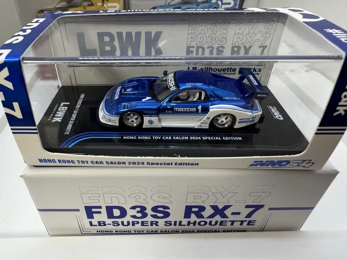 이노64 RX7 체이스카 블루 한정판