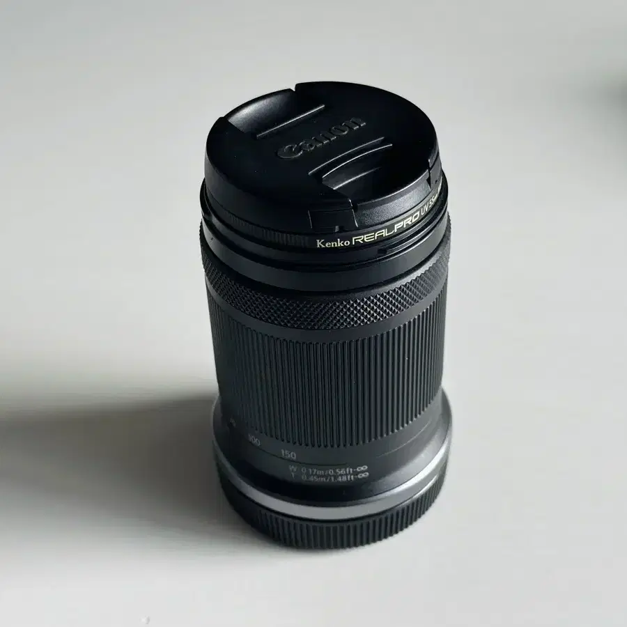 캐논R10 + RF-S 18-150mm + 배터리2개